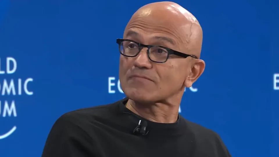 Microsoft acaba de abrir un gigantesco plan de salidas voluntarias para cerca del 27% de su plantilla, unos 60.000 empleados