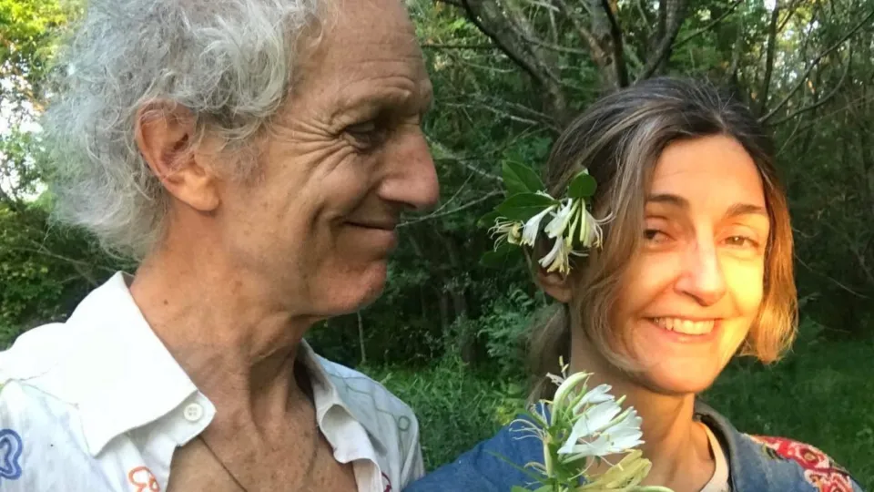 Boy Olmi reveló su secreto con Carola Reyna para seguir eligiéndose tras más de 30 años juntos: “Si eso se acaba, empezás a tener un problema”