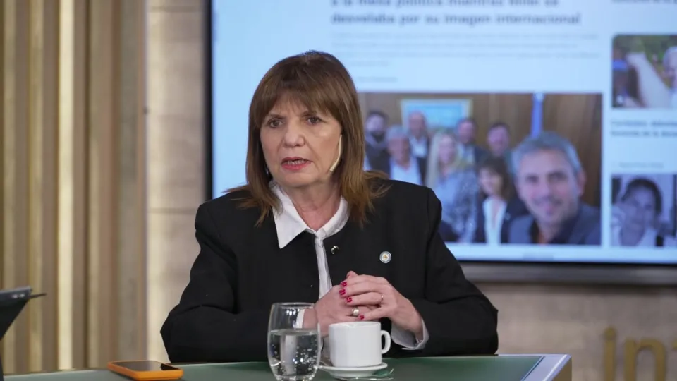 Nuevo foco de malestar con Bullrich y aparecen diferencias en el Gobierno sobre cómo lidiar con sus desmarques
