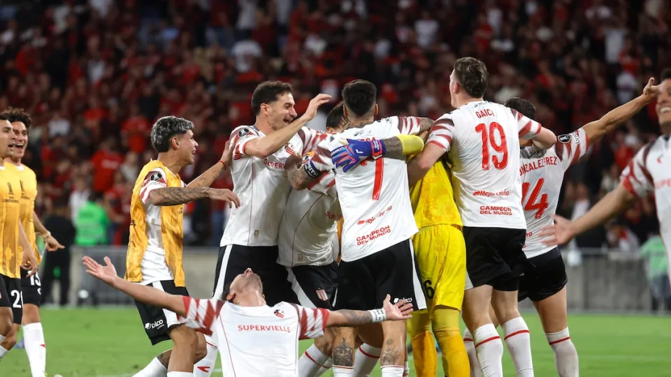Estudiantes de La Plata en la final de Libertadores: premios y su historia en decisivas