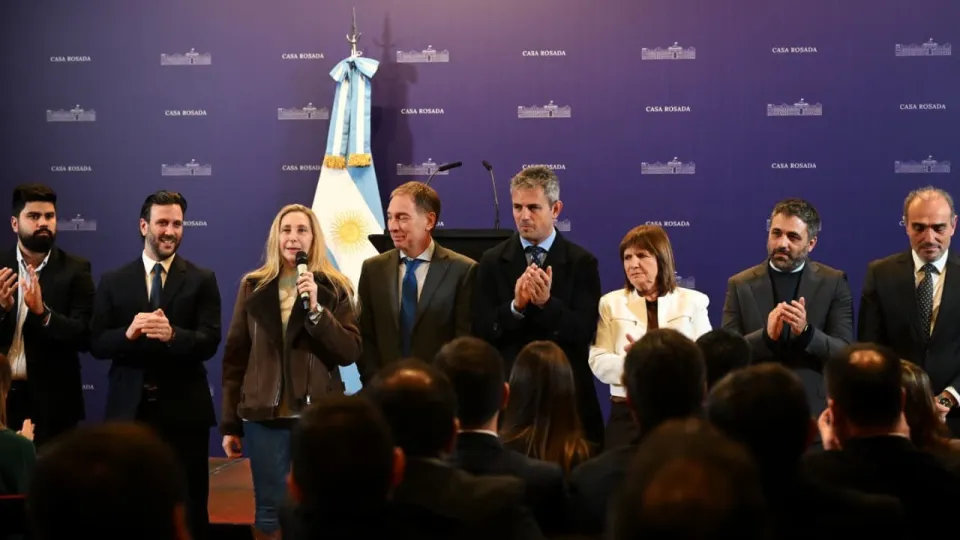 El Gobierno busca acelerar sus proyectos antes de la parálisis parlamentaria por las elecciones de EEUU y la visita del Papa