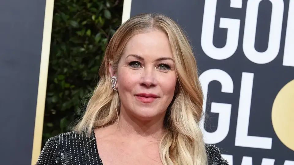 Christina Applegate contó que su diagnóstico de esclerosis múltiple fue erróneo