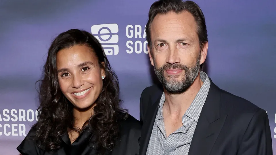 Andrew Shue y Marilee Fiebig se van a casar: la historia de amor que nació del dolor de una traición