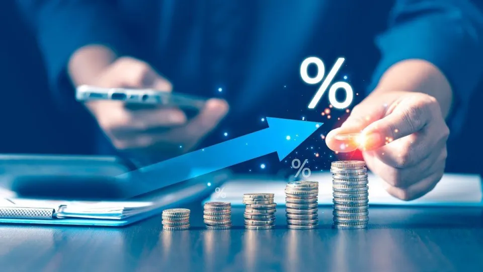 ¿Qué conviene más en octubre 2026: poner $2 millones en plazo fijo en pesos o u$d1.500 en dólares?