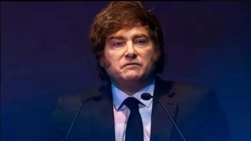 Polémica por el "empresario anónimo" que publicó una solicitada por el cumpleaños de Milei