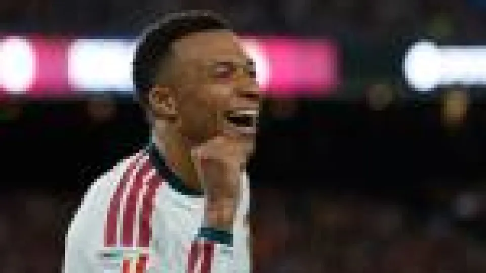 Mbappé, lanzado hacia su día D