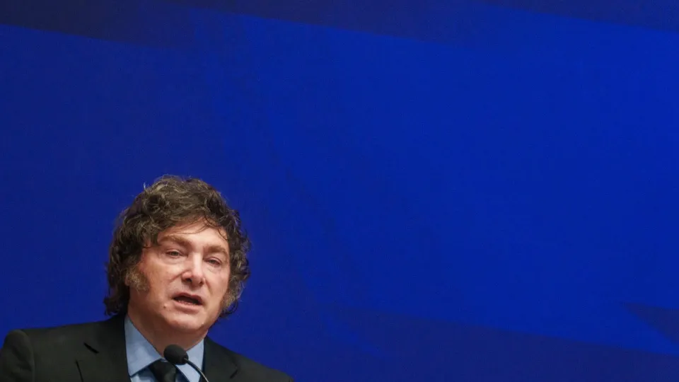 Las intervenciones electorales de Milei como estrategia geopolítica y los frentes abiertos en EEUU, Brasil y España