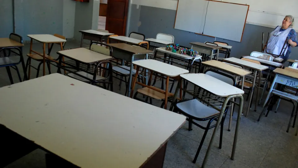 Un gremio docente realiza un paro en la Provincia de Buenos Aires, tras rechazar la oferta de aumento de Kicillof