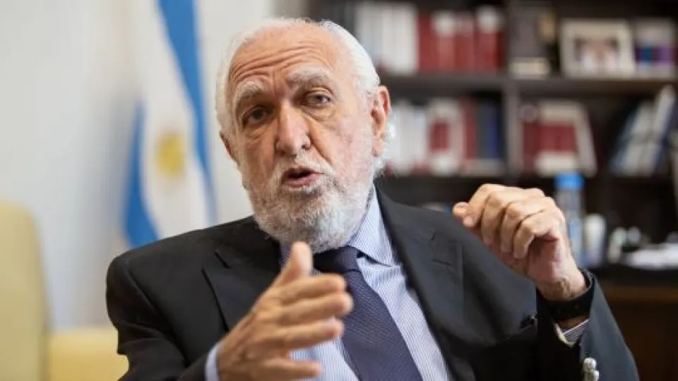 Ricardo Gil Lavedra: “El Presidente es funesto”