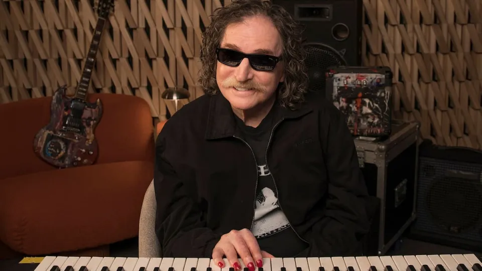 Netflix prepara un documental sobre Charly García en el que él contará su historia