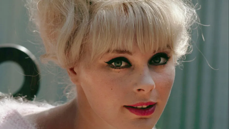 Murió Elke Sommer, uno de los grandes símbolos eróticos del cine europeo de los años 60