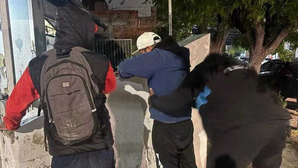 Insólito robo: se llevaron la pileta del baño de una casa en alquiler