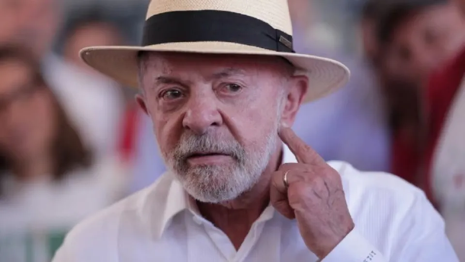 En que se parece el lunes negro de Lula con el de Alberto Fernández tras las PASO 2019