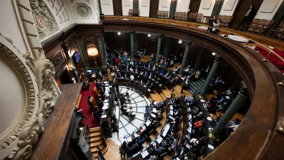 La Legislatura porteña aprobó límites a las cobranzas extrajudiciales y creó una mesa de asistencia para personas endeudadas