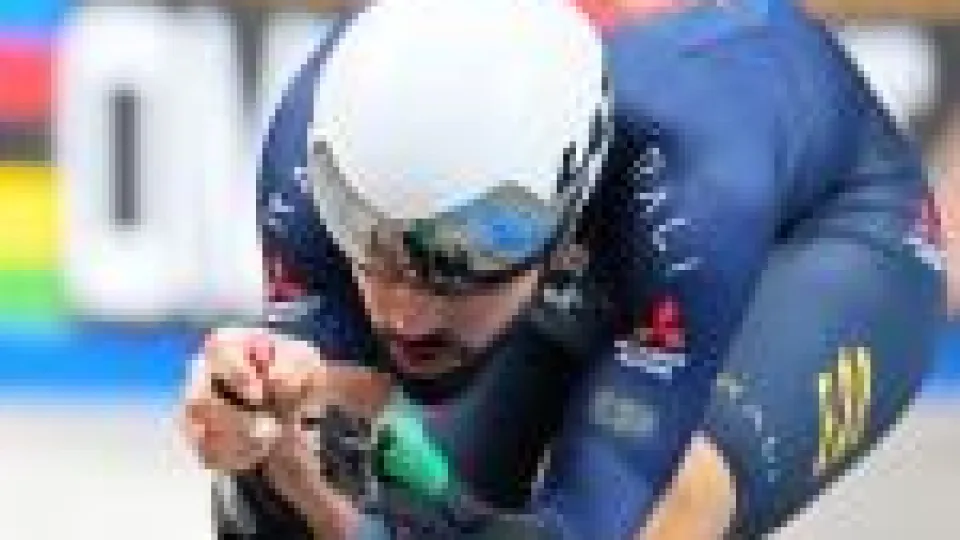 Alfonso Cabello sigue imbatible: ¡campeón del mundo por octava vez!