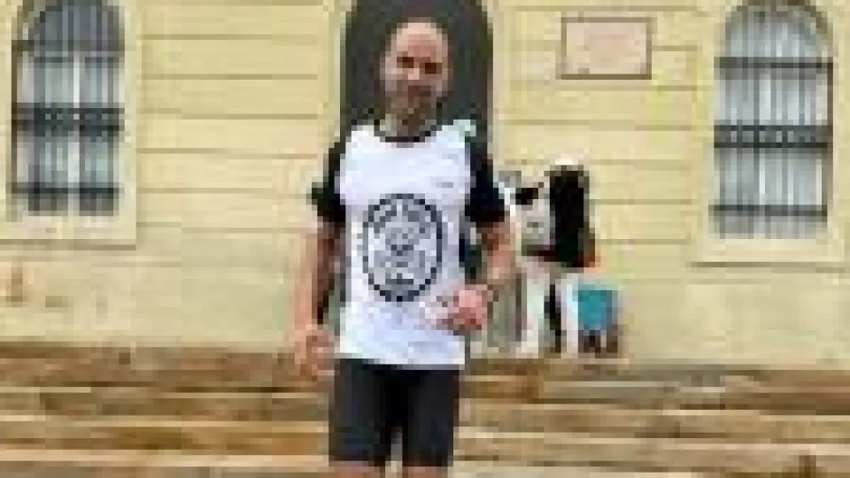 Abel Mansilla da otro paso contra el cáncer: 128 kilómetros en 24 horas por Extremadura
