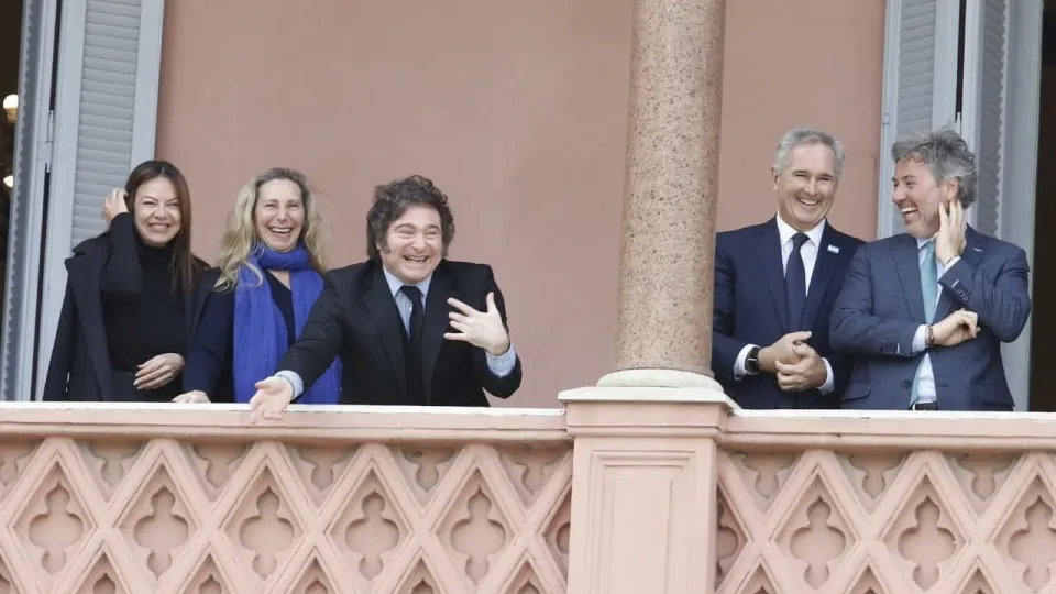 La confianza en el Gobierno subió tras la caída en septiembre, según un estudio de la Universidad Di Tella