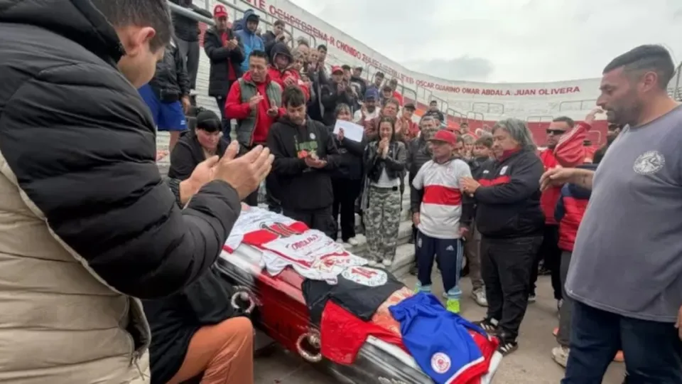 Falleció Máximo "El Gordo Cadena" Zurita, histórico líder de la barra de Deportivo Morón