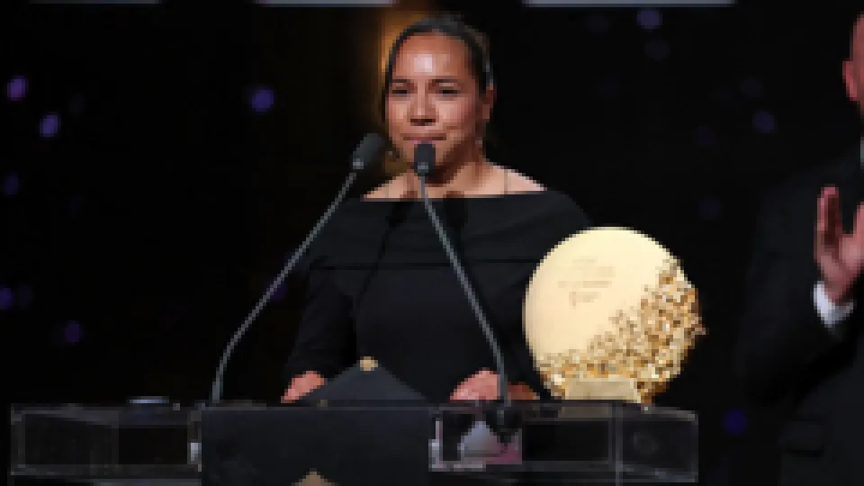 La hazaña de Charlyn Corral, la jugadora que hizo historia para México al ganar el premio a la mejor delantera en el Balón de Oro