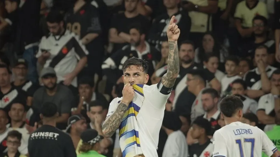 Cuánto cuesta la camiseta alternativa de Boca que utilizó en el Maracanazo contra Vasco Da Gama