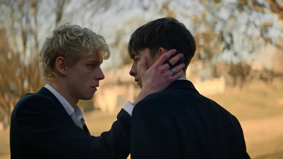 'Leviticus' es una película de terror queer con un mensaje muy poderoso, pero se queda a medio gas. Quiere ser inquietante, pero le sobra solemnidad