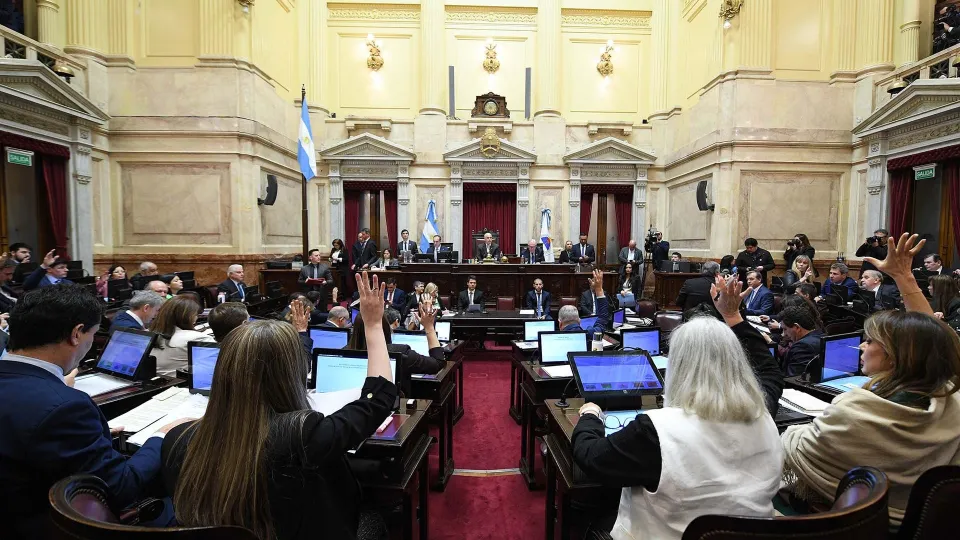 El Senado busca sesionar el jueves con salud mental y guiños fiscales para inversiones desde USD 12 millones