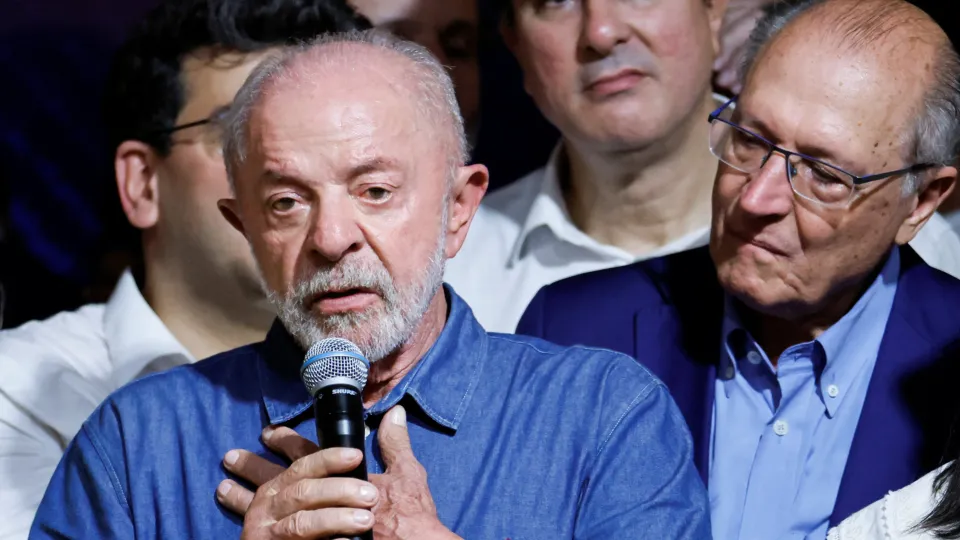 Lula agradeció el reconocimiento de Macri, evitó mencionar a Milei y recordó los tiempos en que Argentina y Brasil dialogaban "de manera civilizada"