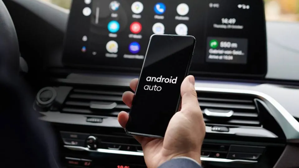Android Auto vuelve a la pantalla del móvil gracias a esta app gratuita