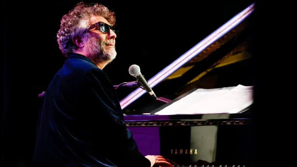 Fito Páez criticó a Milei en España: "Hoy reinan las finanzas y los políticos son monigotes de turno"