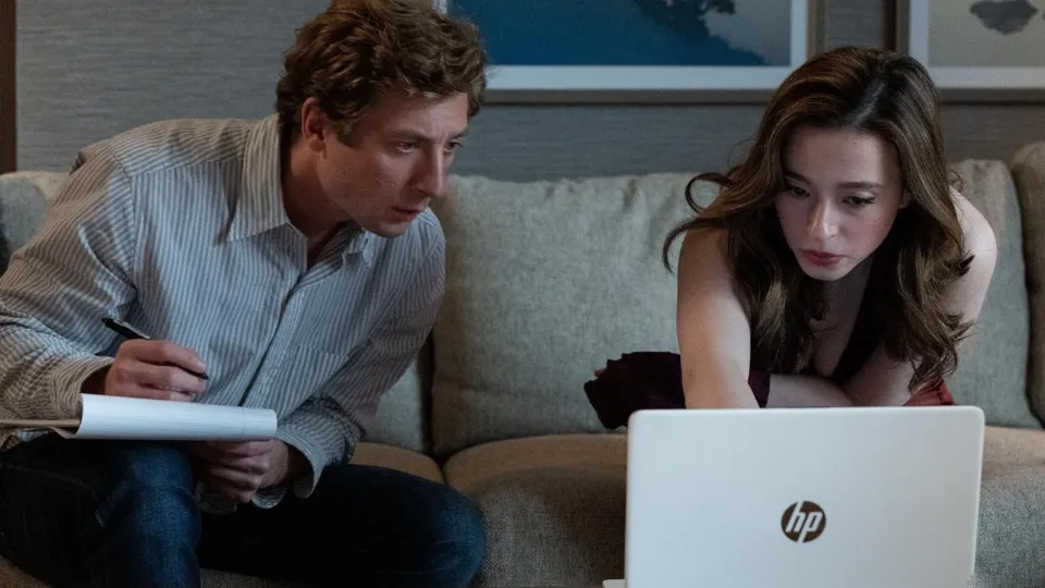 El poder de la red: un thriller político entretenido que no llega a cumplir con las expectativas